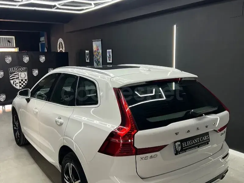 Usado Volvo XC60 R-Design 190 CV (139 kW) 2018 Blanco SUV