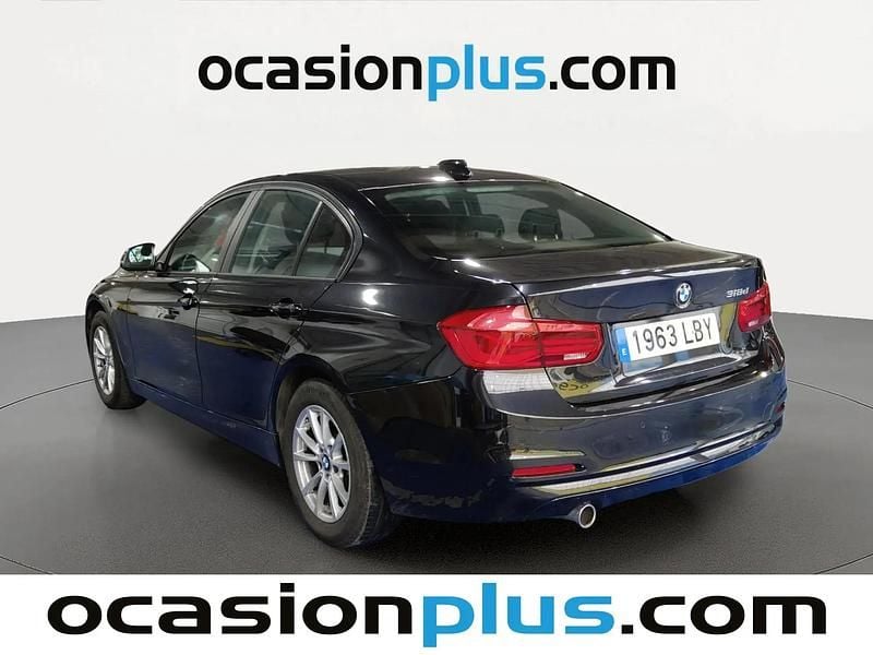 Używany BMW 318 150 KM (110 kW) 2019 Czarny Sedan/Limuzyna