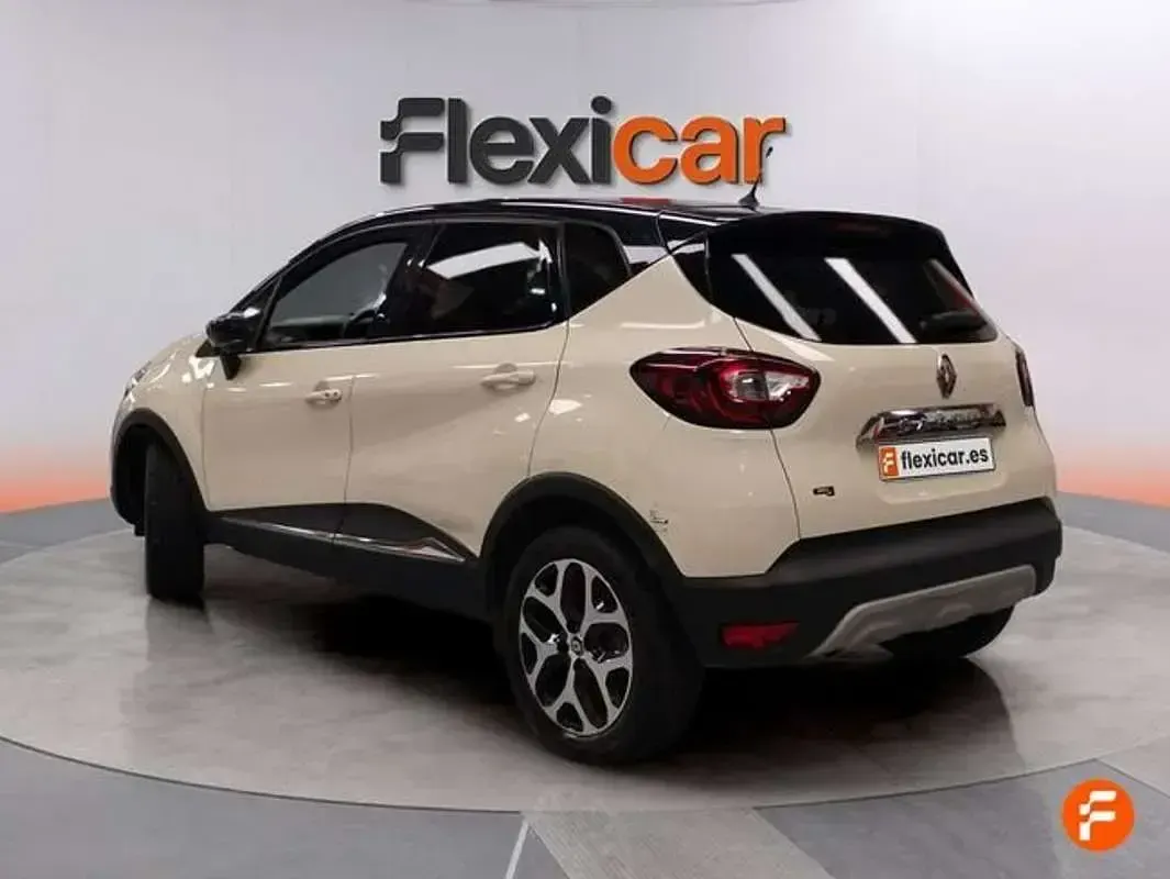 Usado Renault Captur Life 91 CV (66 kW) 2019 Beige SUV