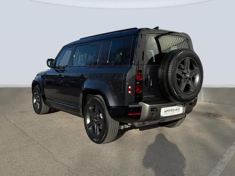 Usado Land Rover Defender SE Dynamic 249 HP (183 kW) 2024 Cinzento SUV