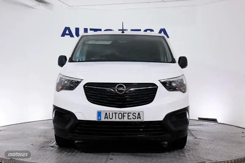 Usado Opel Combo S 100 CV (73 kW) 2021 Blanco Monovolumen