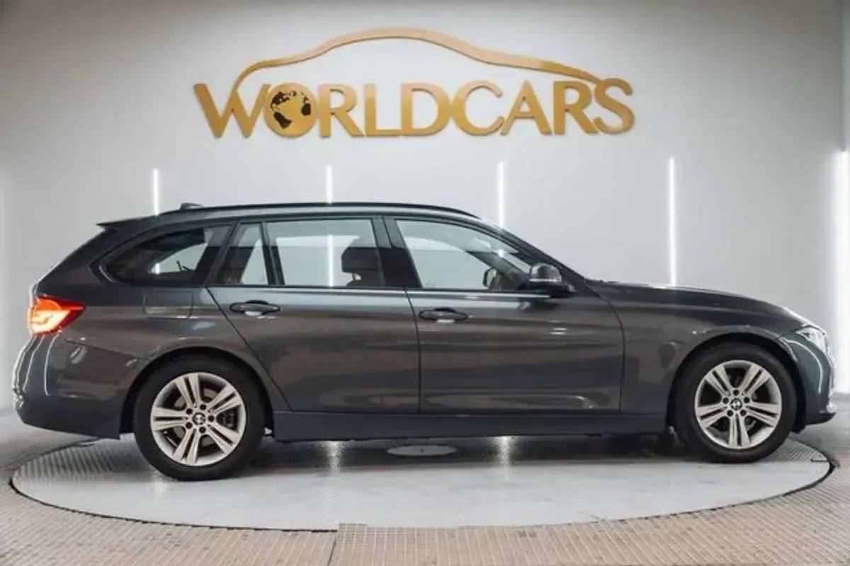 Usado BMW 316 116 CV (85 kW) 2018 Gris Familiar