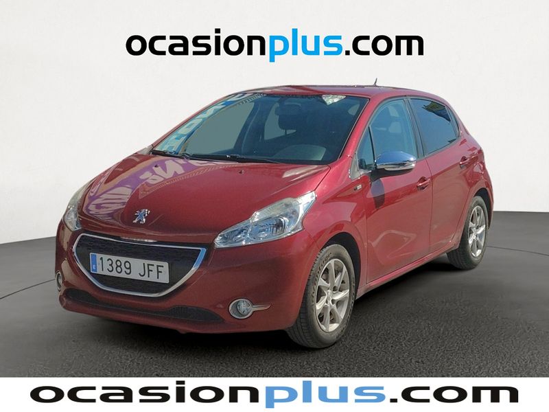 Rojo Usado 2015 Peugeot 208 Style Utilitario | 8990 € (Un poco caro) - Imagen 1/4