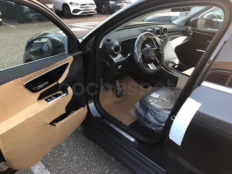 Nuevo Mercedes GLC220 197 CV (144 kW) 2026 Negro SUV