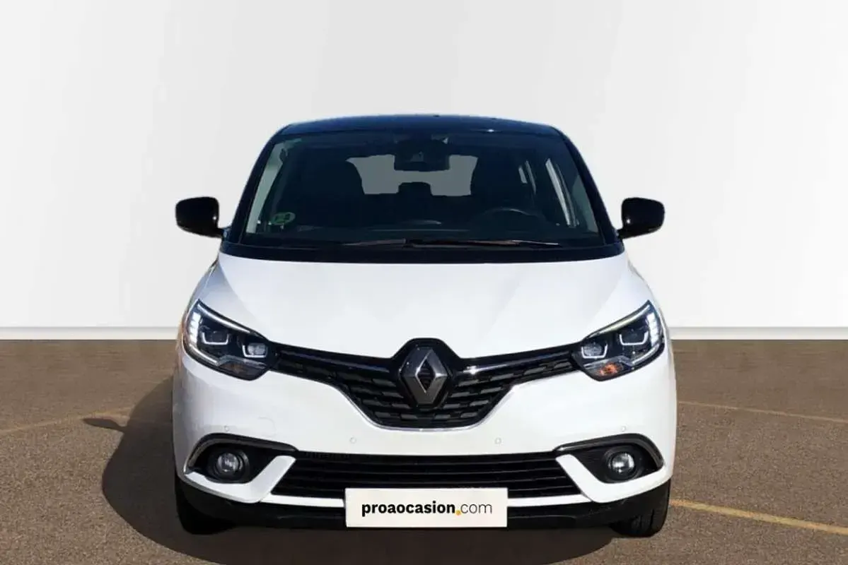 Usado Renault Scenic E-Tech LIMITED 140 CV (102 kW) 2019 Blanco Monovolumen