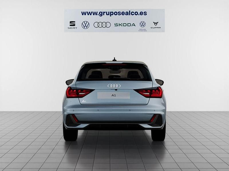 Nuevo Audi A1 Sportback 116 CV (85 kW) 2026 Gris Utilitario