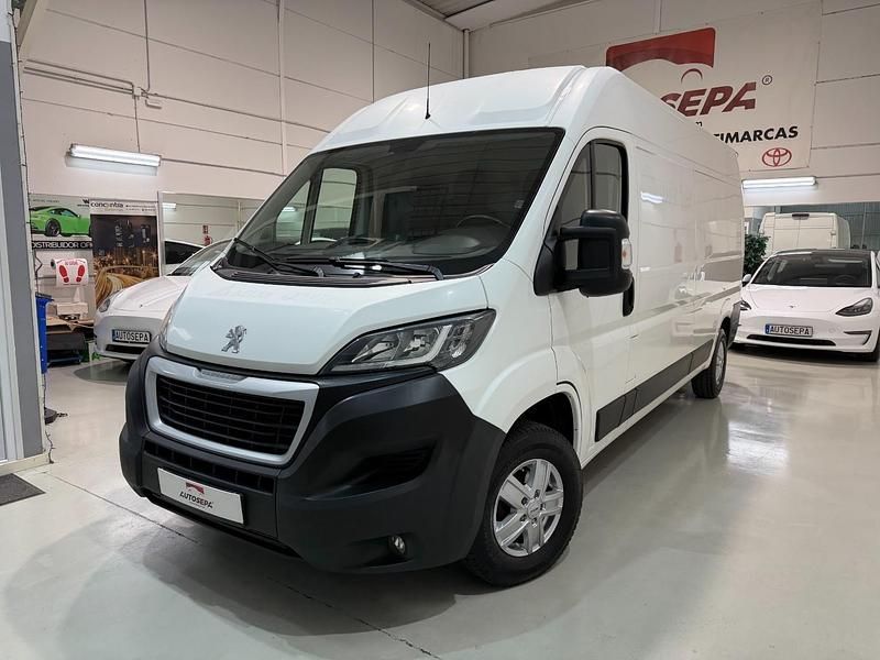 Usado Peugeot Boxer S 140 CV (102 kW) 2021 Blanco Van