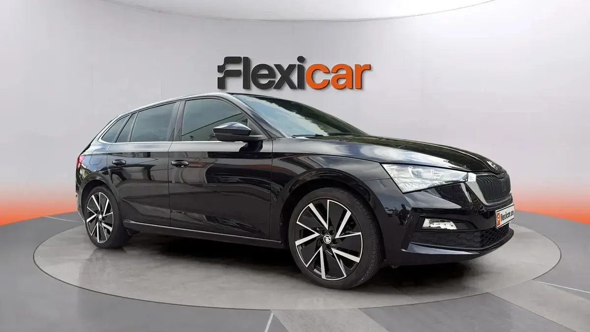 Usado Skoda Scala Sport 150 CV (110 kW) 2021 Utilitario