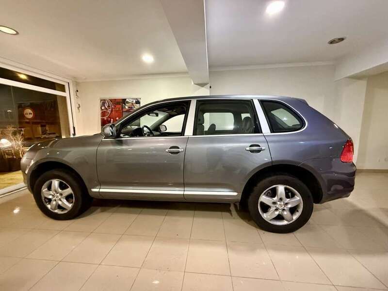 Usado Porsche Cayenne 250 CV (183 kW) 2005 Gris / plata SUV