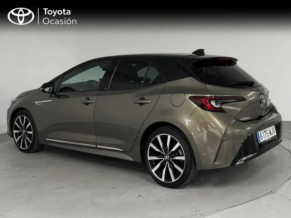 Usado Toyota Corolla Edition 140 CV (102 kW) 2023 Bit bronce oliva Berlina
