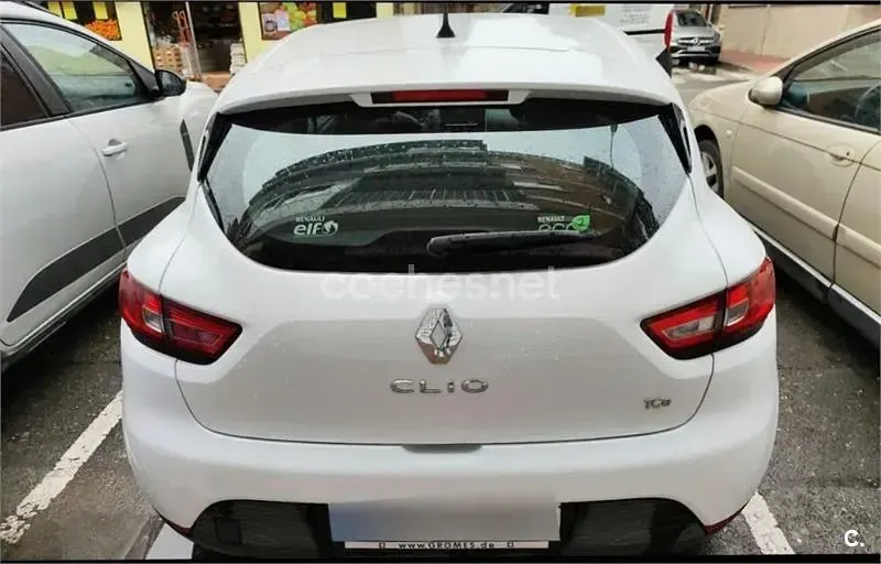 Usado Renault Clio IV Dynamique 90 CV (66 kW) 2013 Blanco Berlina