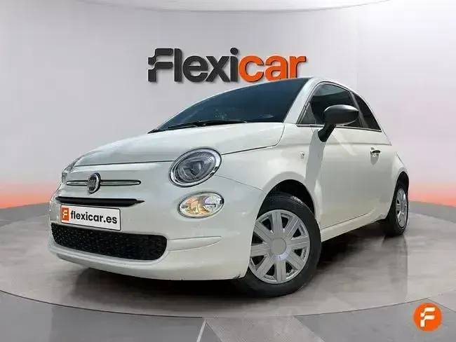 Usado Fiat 500 70 CV (51 kW) 2023 Blanco Utilitario