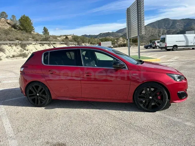 Usado Peugeot 308 GTi 270 CV (198 kW) 2016 Granate Berlina
