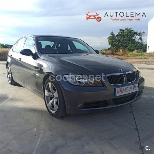 Gris / plata Usado 2007 BMW 318 Berlina | 8990 € (Un poco caro) - Imagen 1/4