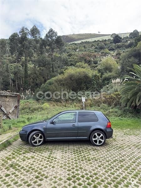 Gris / plata Usado 2002 VW Golf IV Conceptline Berlina | 2900 € (Buen precio) - Imagen 1/4