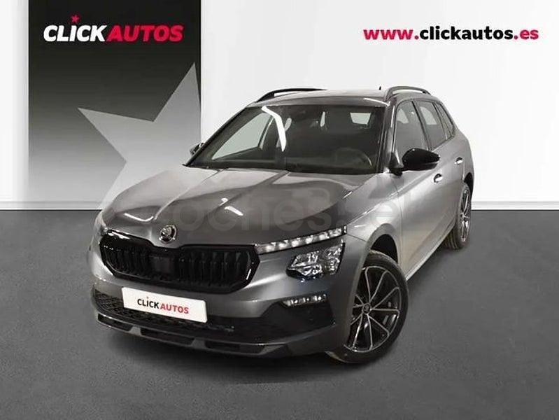 Usado Skoda Kamiq Sport 150 CV (110 kW) 2025 Gris / plata SUV