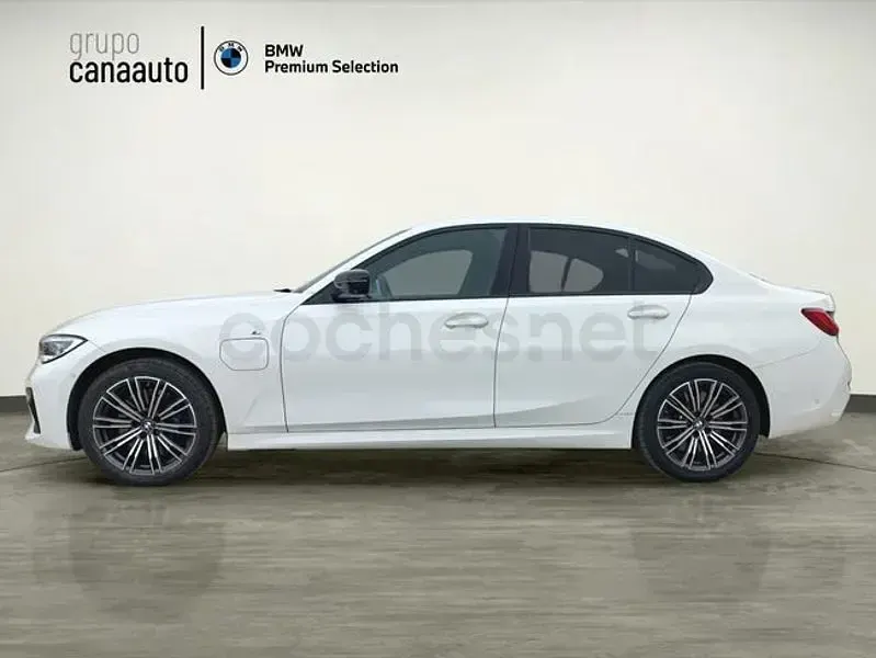 Usado BMW 330e Comfort Edition 292 CV (214 kW) 2019 Blanco Berlina