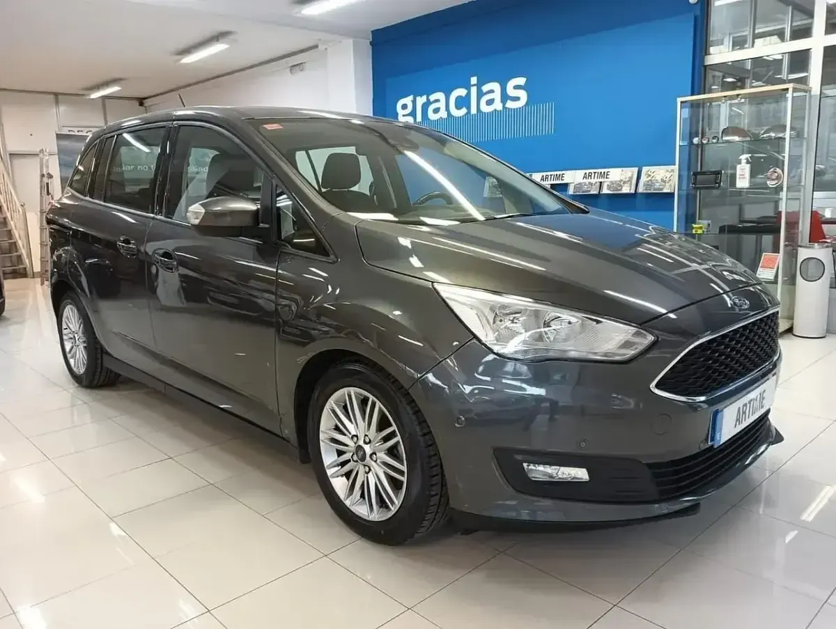 Usado Ford C-MAX Trend+ 120 CV (88 kW) 2018 Marrón Monovolumen