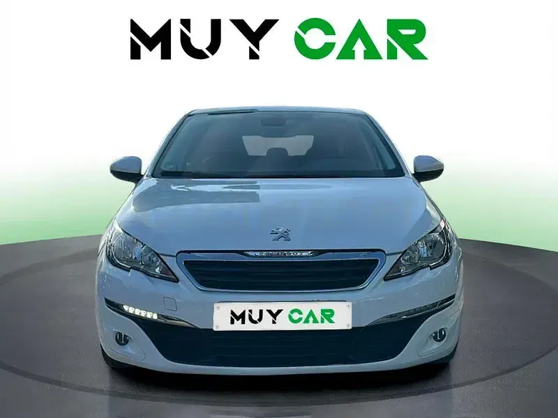 Usado Peugeot 308 Style 131 CV (96 kW) 2015 Blanco Berlina