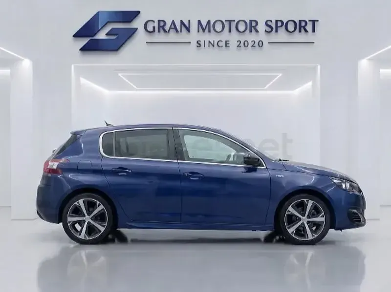 Usado Peugeot 308 GT 180 CV (132 kW) 2017 Azul Berlina
