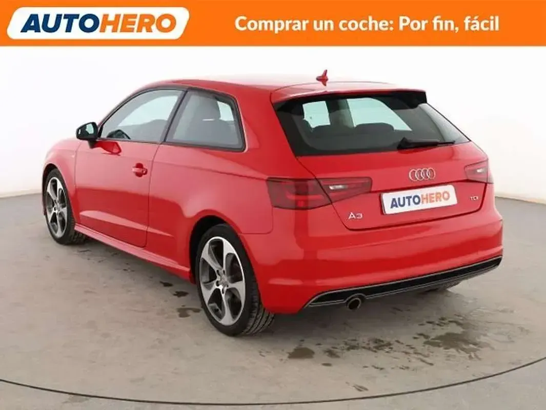 Usado Audi A3 S-Line 110 CV (80 kW) 2015 Rojo Berlina