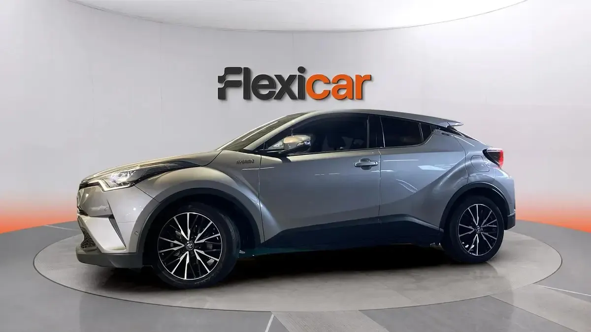 Usado Toyota C-HR Advance 122 CV (89 kW) 2018 Gris SUV