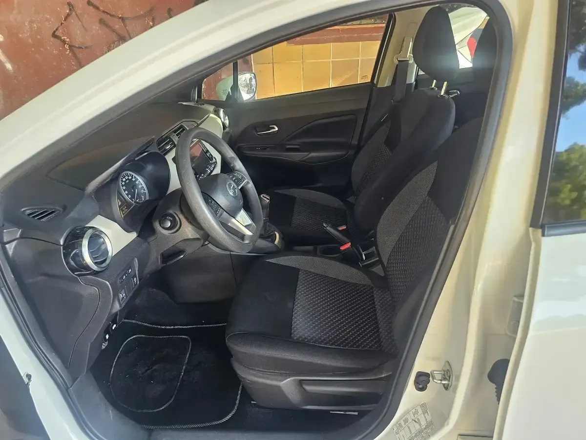 Usado Nissan Micra Acenta 92 CV (67 kW) 2021 Blanco Utilitario