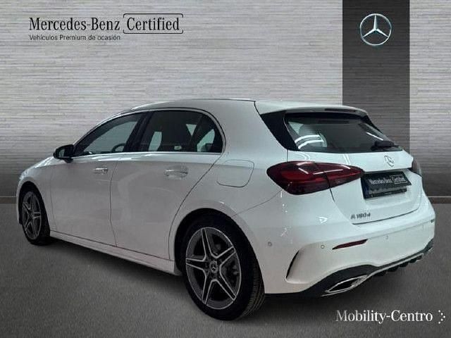 Usado Mercedes A180 116 CV (85 kW) 2024 Blanco polar