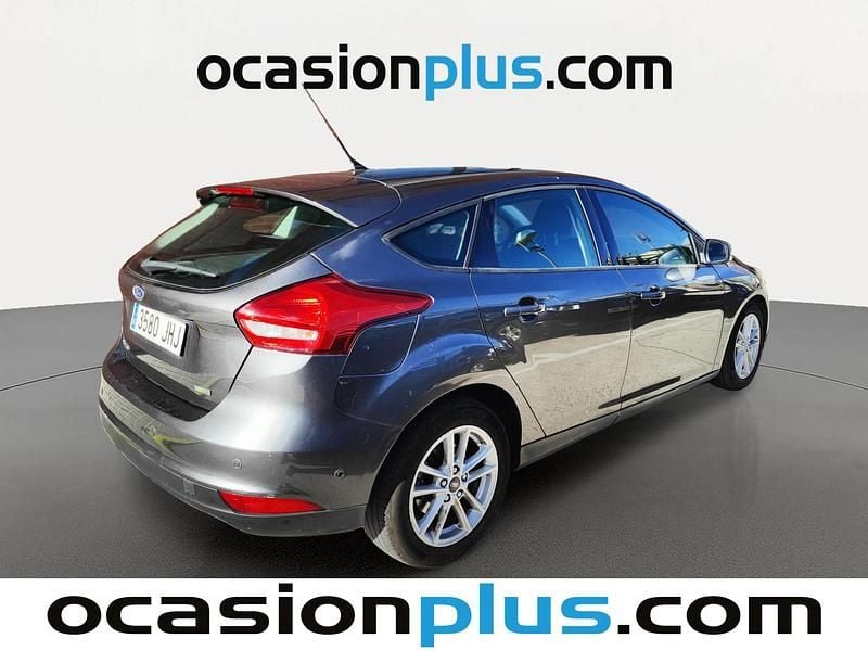 Usado Ford Focus Trend+ 125 CV (91 kW) 2015 Gris Utilitario