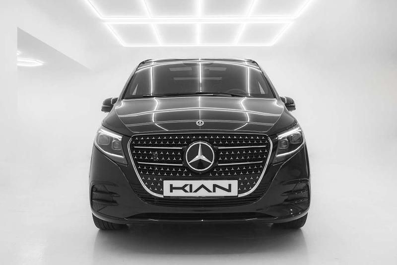 Usado Mercedes V300 Exclusive 239 CV (175 kW) 2025 Gris Monovolumen
