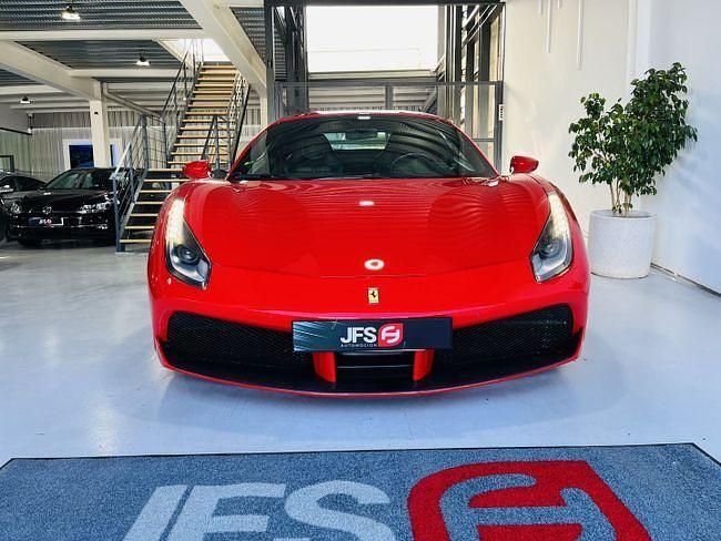 Usado Ferrari 488 670 CV (492 kW) 2015 Rojo Coupe