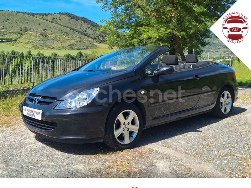 Negro Usado 2004 Peugeot 307 CC Descapotable | 5900 € (Precio justo) - Imagen 1/4