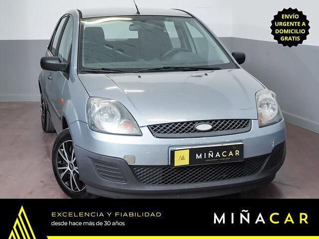 Gris Usado 2006 Ford Fiesta Ambiente Utilitario | 3490 € (Un poco caro) - Imagen 1/2