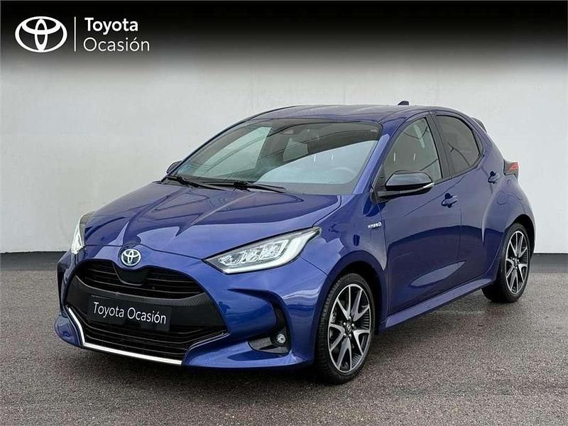 Usado Toyota Yaris Hybrid Style 116 CV (85 kW) 2021 Monovolumen