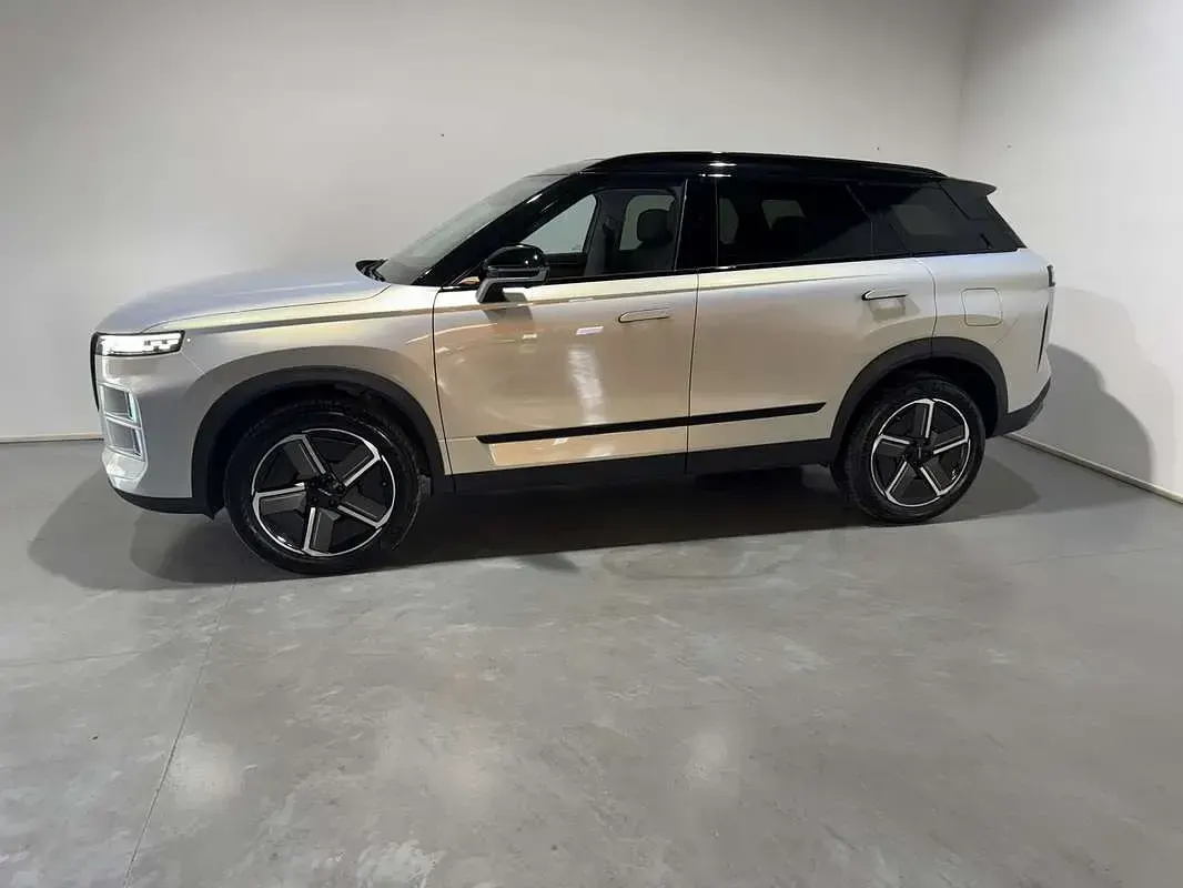 Usado Jaecoo 7 147 CV (108 kW) 2024 Gris SUV