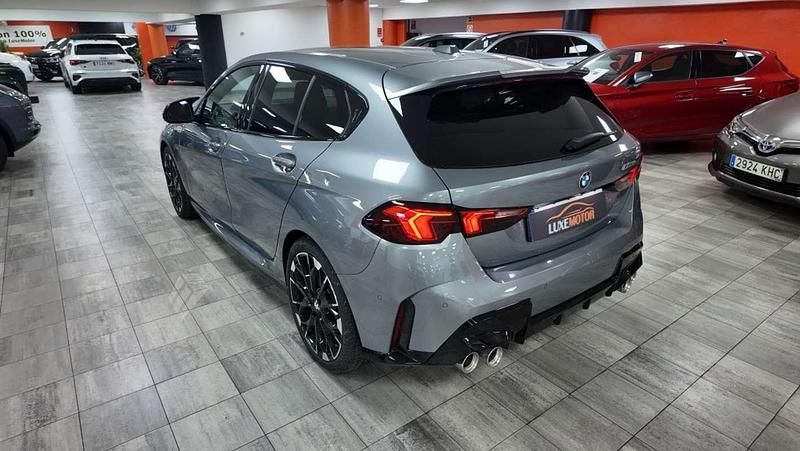 Usado BMW M135 300 CV (220 kW) 2025 Plateado Utilitario