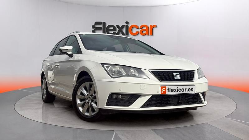Usado Seat Leon ST Style 131 HP (96 kW) 2019 Branco Carrinha