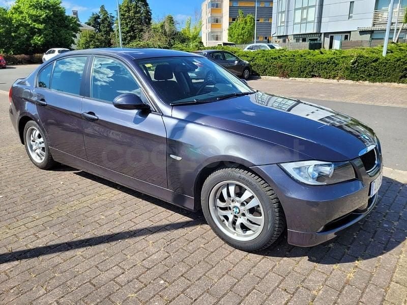 Käytetty BMW 320 150 HP (110 kW) 2007 Harmaa Sedan