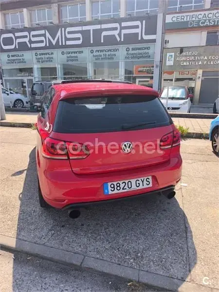 Usado VW Golf VI GTI 210 CV (154 kW) 2010 Rojo Utilitario