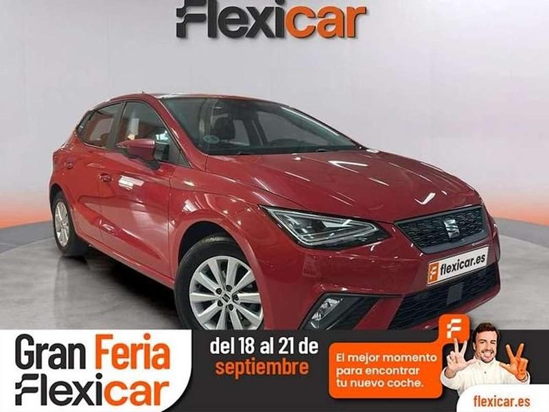 Rojo Usado 2023 Seat Ibiza Reference Utilitario | 12.990 € (Precio justo) - Imagen 1/4