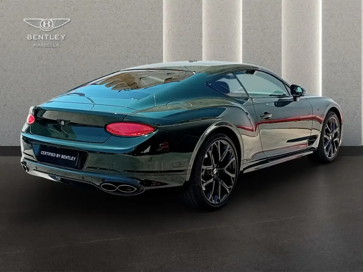 Usado Bentley Continental GT 551 CV (405 kW) 2023 Verde metalizado Coupe