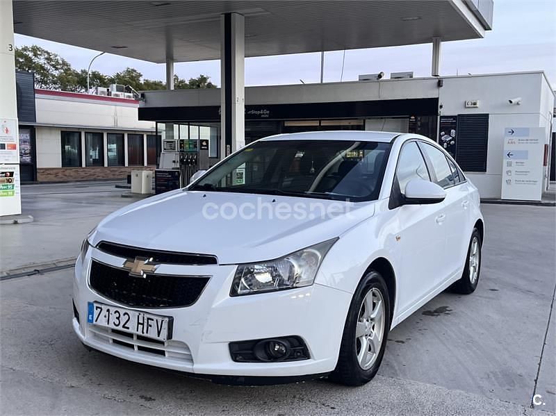 Blanco Usado 2011 Chevrolet Cruze LS Berlina | 3500 € (Buen precio) - Imagen 1/4