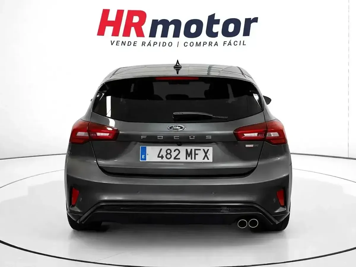 Usado Ford Focus ST-Line 155 CV (114 kW) 2023 Gris Berlina