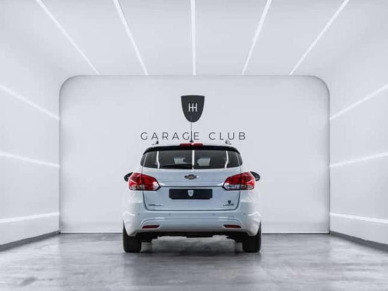 Usado Chevrolet Cruze LT 131 CV (96 kW) 2013 Blanco Utilitario