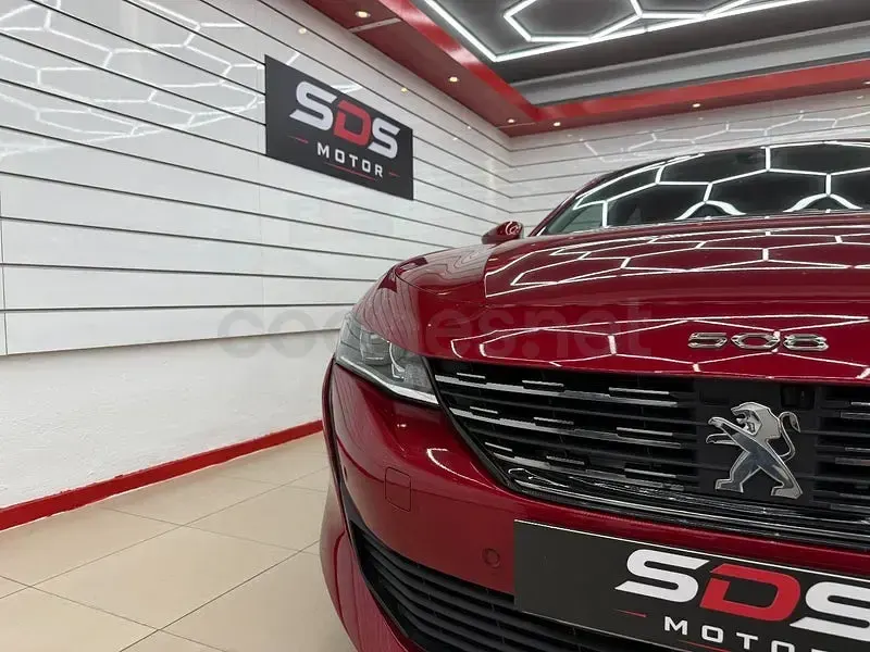 Usado Peugeot 508 Allure 225 CV (165 kW) 2020 Rojo Familiar