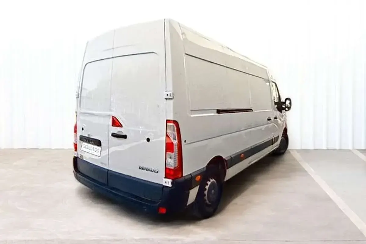 Usado Renault Master 135 CV (99 kW) 2019 Blanco Van