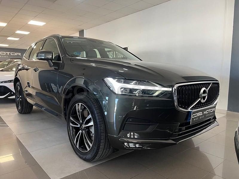 Usado Volvo XC60 Momentum 197 CV (144 kW) 2021 Gris / plata SUV
