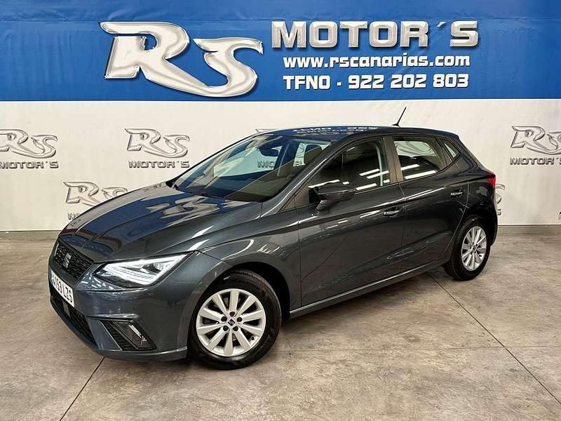 Usado Seat Ibiza Style 110 CV (80 kW) 2022 Gris Utilitario