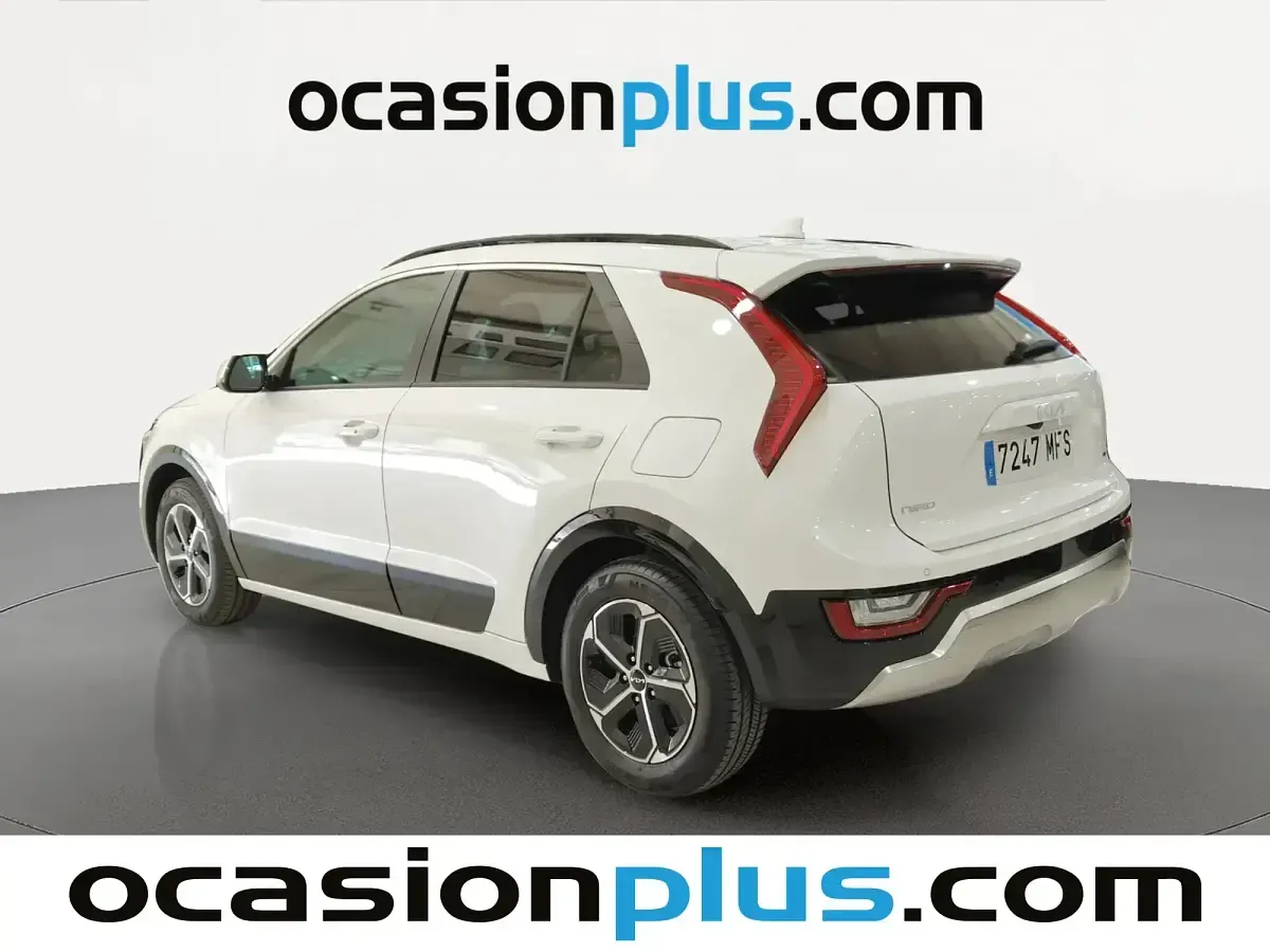 Usado Kia Niro 141 CV (103 kW) 2023 Blanco SUV