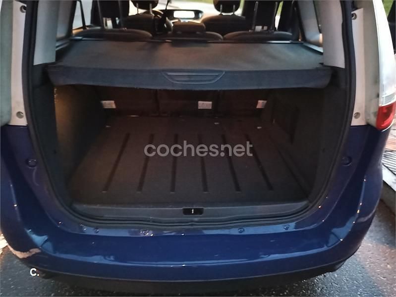 Usado Renault Grand Scénic III Dynamique 130 CV (95 kW) 2009 Azul Monovolumen